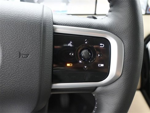 New 2026 Nissan Armada Platinum image 7