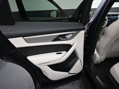 New 2026 Jaguar F-PACE R-Dynamic S image 16