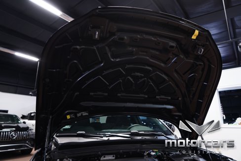 Used 2024 Volvo XC40 B5 Core image 24