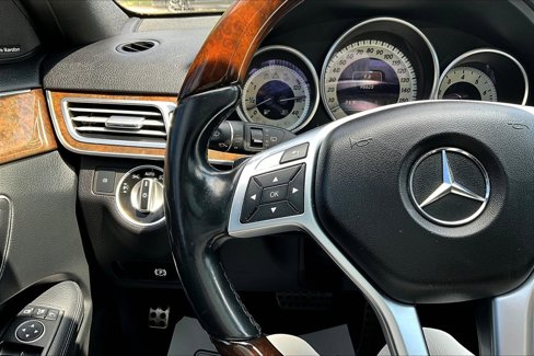 Used 2015 Mercedes-Benz E 350 4MATIC Wagon w/ Premium 1 Package image 17