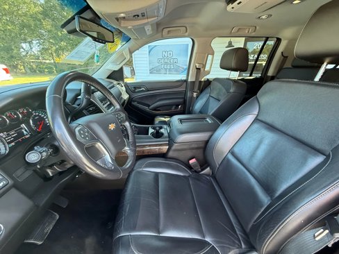 Used 2018 Chevrolet Suburban LT image 13