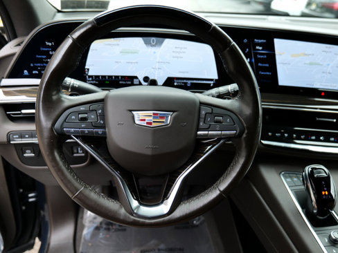 Used 2022 Cadillac Escalade Premium Luxury image 19