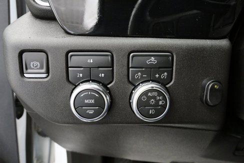 Used 2024 GMC Sierra 3500 SLE w/ SLE Value Package image 26
