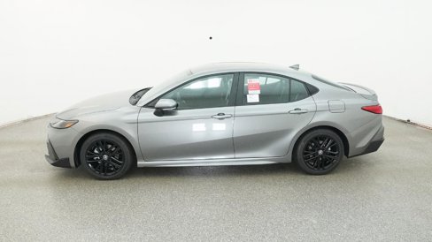 New 2026 Toyota Camry SE image 3