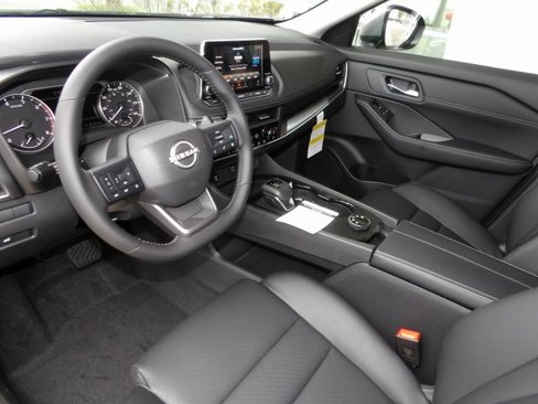 New 2026 Nissan Rogue SV image 13