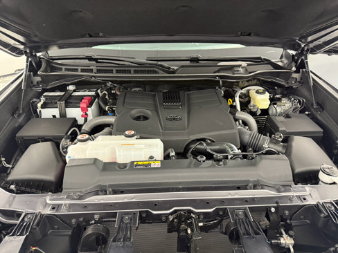 Used 2025 Toyota Tundra Limited image 23