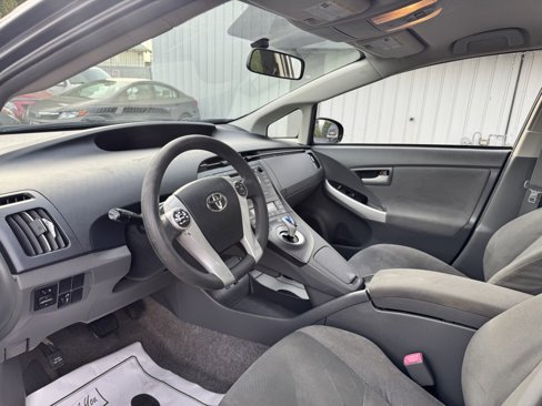 Used 2011 Toyota Prius Two image 12