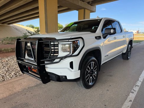 Used 2023 GMC Sierra 1500 AT4 w/ Technology Package image 7