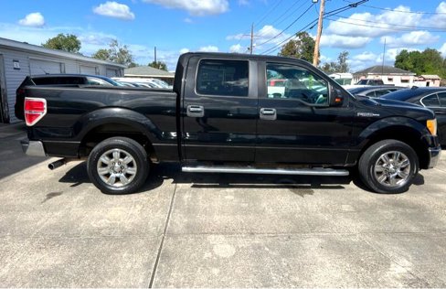 Used 2011 Ford F150 XLT w/ XLT Chrome Pkg image 6