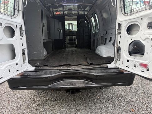 Used 2014 Ford E-350 and Econoline 350 Super Duty image 10