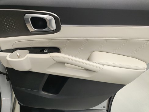 Used 2022 Kia Sorento SX image 17