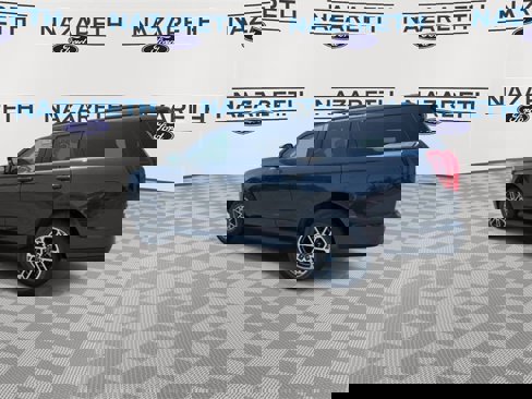 New 2025 Ford Expedition Active image 6