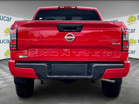 Certified 2025 Nissan Frontier SV image 5