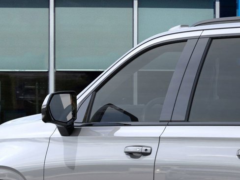 New 2026 Chevrolet Suburban RST image 13