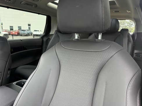 New 2026 Kia Carnival SX Prestige image 30
