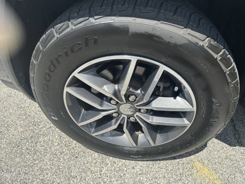 Used 2018 Jeep Grand Cherokee Limited image 11
