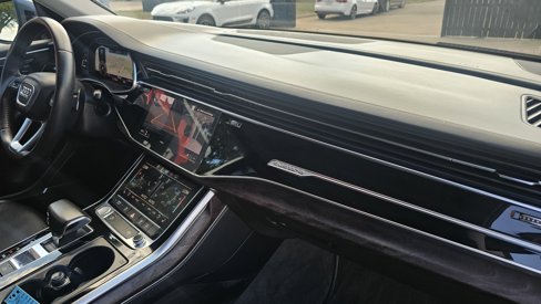 Used 2019 Audi Q8 Premium Plus image 32