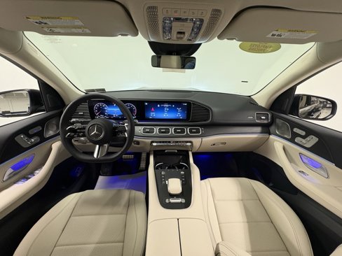 New 2025 Mercedes-Benz GLS 450 4MATIC image 9