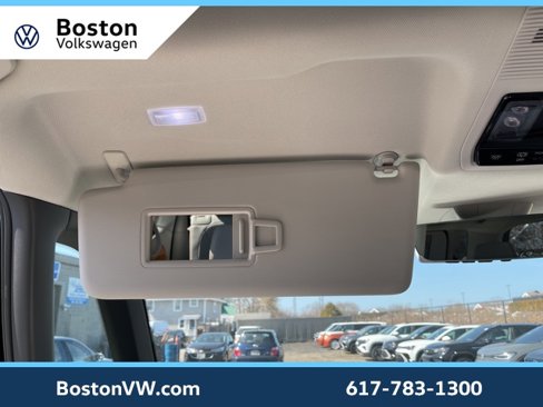 New 2025 Volkswagen ID. Buzz 1st Edition image 17