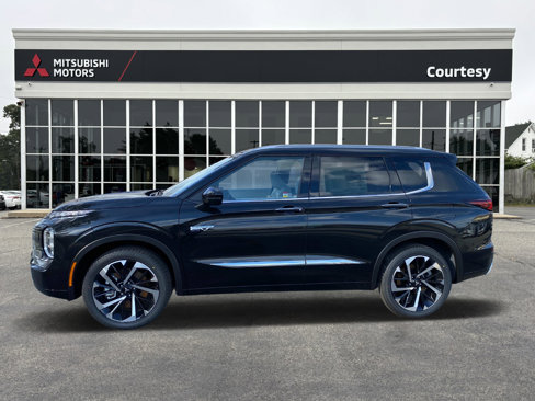 New 2025 Mitsubishi Outlander 4WD Plug-In Hybrid image 2