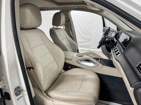 Used 2020 Mercedes-Benz GLE 350 4MATIC w/ Premium Package image 12