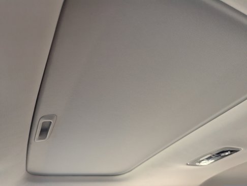 Certified 2025 Kia Seltos EX w/ EX Sunroof Package image 29