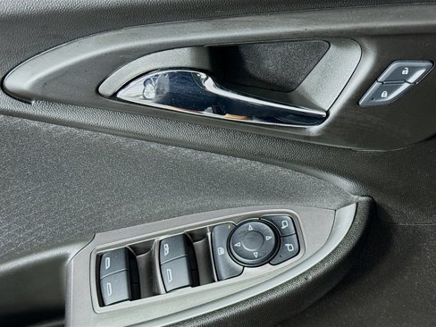 Used 2025 Chevrolet Malibu LT image 23