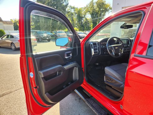 Used 2018 Chevrolet Silverado 1500 LT w/ All Star Edition image 22