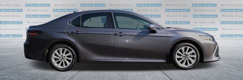 Used 2023 Toyota Camry LE image 4