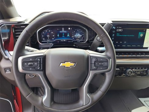 Used 2024 Chevrolet Silverado 1500 LT image 20