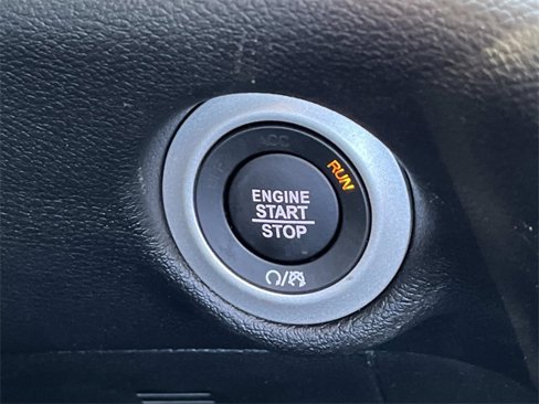 New 2026 Chrysler Voyager LX image 27