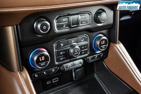 Used 2021 Chevrolet Suburban High Country w/ Premium Package image 18