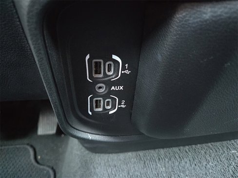 Used 2023 RAM 1500 Laramie image 25