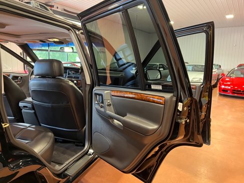 Used 1998 Jeep Grand Cherokee Limited image 27