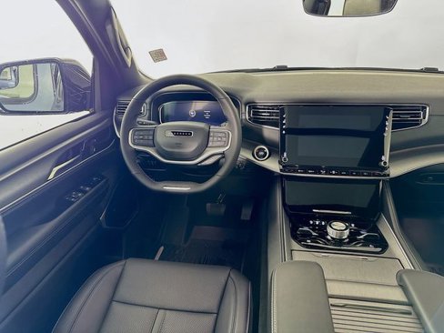 New 2025 Jeep Wagoneer Series II image 27