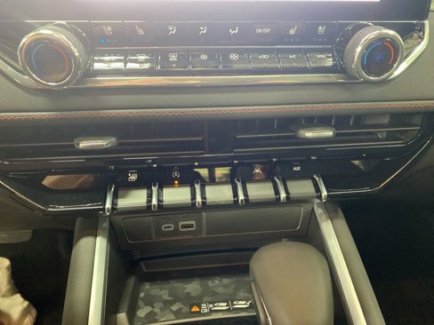 New 2026 Chevrolet Colorado Z71 w/ Technology Package image 42
