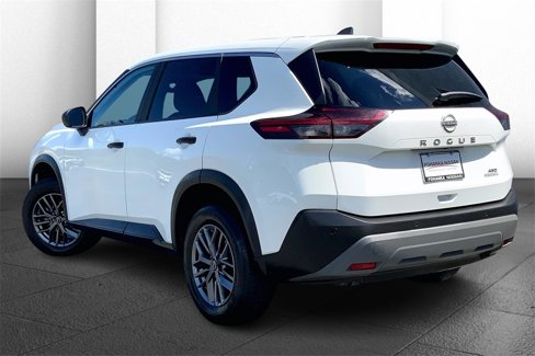 Used 2023 Nissan Rogue S image 10