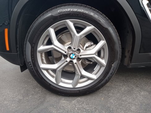 Used 2024 BMW X3 xDrive30i w/ Premium Package image 7