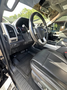 Used 2021 Ford F250 Lariat image 11