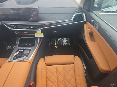 New 2026 BMW X7 xDrive40i image 15