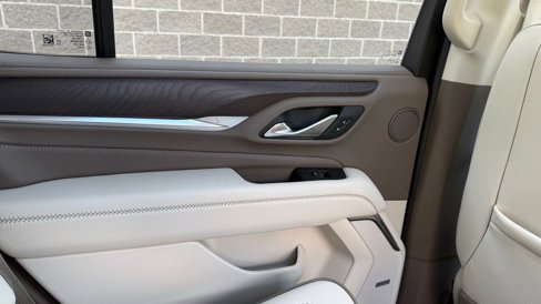 Used 2024 GMC Yukon Denali image 36