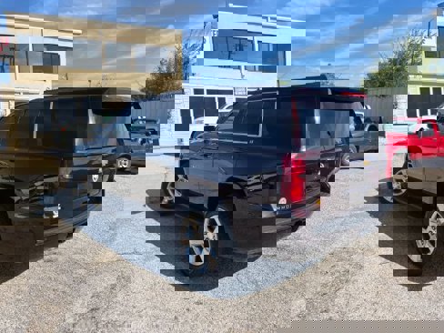 Used 2020 Chevrolet Tahoe LT image 3