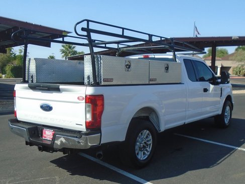 Used 2017 Ford F250 XLT image 5