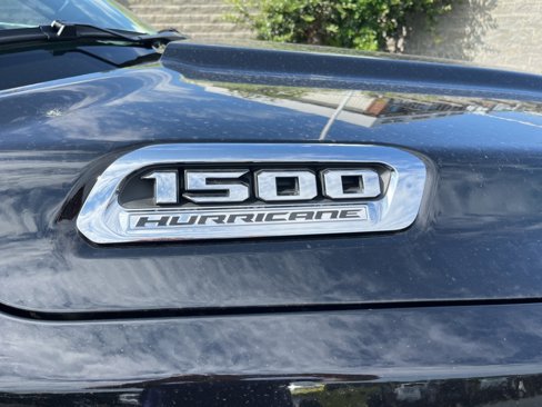 New 2026 RAM 1500 4x4 Crew Cab image 12