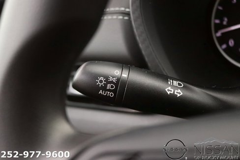 New 2025 Nissan Sentra SV image 21