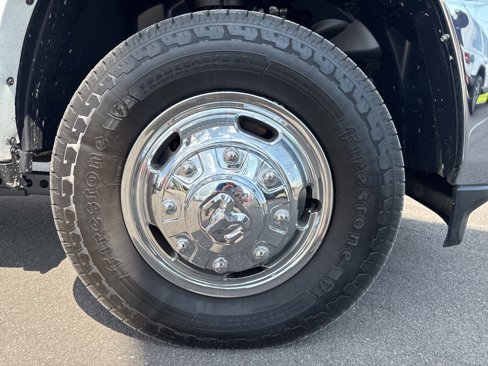 Used 2024 RAM 3500 Tradesman w/ Chrome Appearance Group image 10