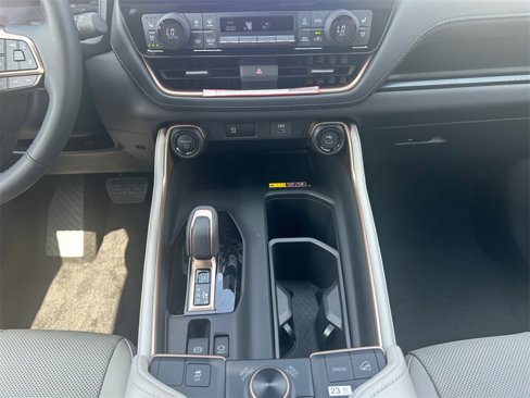 New 2025 Toyota Grand Highlander AWD Hybrid image 15