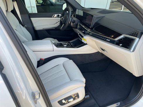 New 2026 BMW X5 xDrive40i w/ M Sport Package image 10