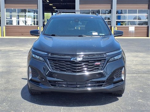Used 2024 Chevrolet Equinox RS image 2