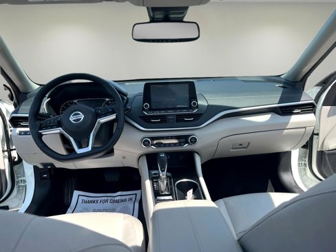 Used 2020 Nissan Altima 2.5 SV image 14